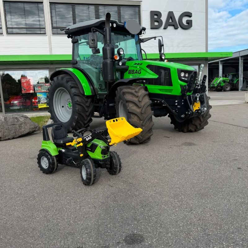 #DeutzFahr, #bagaotechnik, #kinderspaß, #neumaschinenübergabe